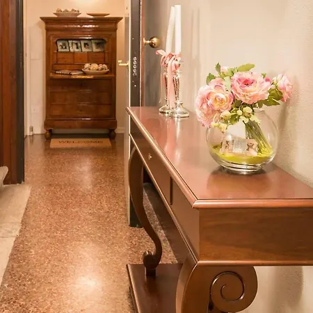 Le Stanze Del Corso Guest house